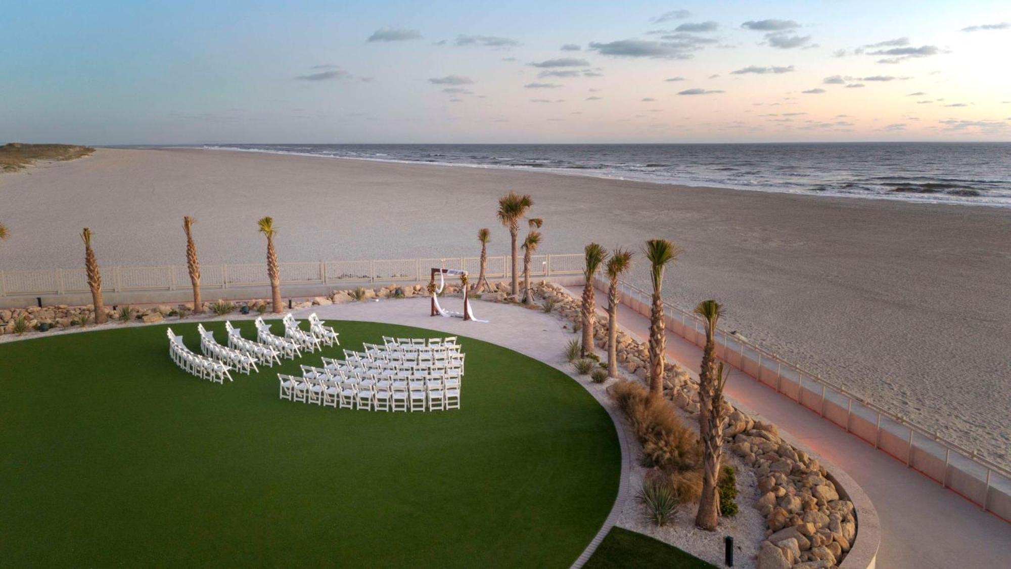 Embassy Suites St Augustine Beach Oceanfront Resort St. Augustine Buitenkant foto